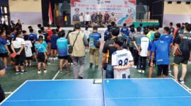 Kolaborasi - Kapolresta Banyuwangi, Forkopimda, SBSI, PTMSI saat membuka Kejuaraan Terbuka Tenis Meja Se Jawa Bali Kapolresta Banyuwangi Cup 2025 dihadapan atlet kelompok umur yang akan bertanding dihari pertama