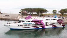 Alternatif Transportasi - Kapal Cepat Express Bahari menjadi alternatif layanan rute Banyuwangi Denpasar  dengan penghematan waktu tempuh hingga 2,5 - 3 jam (Foto : Istimewa/Jatim.co)
