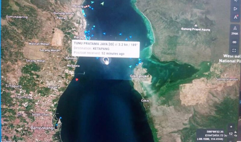 Koordinat Awal - Posisi KMP Tunu Pratama Jaya sesaat setelah lepas jangkar dari dermaga pelabuhan penyebrangan Ketapang hendak menuju Gilimanuk terpantau terakhir kali di koordinat 8° 9'32.35