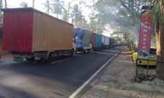Setelah 2 Hari Normal Dan Lancar, Jalur Menuju Pelabuhan Ketapang Macet Kembali