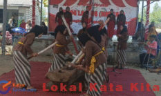 Festival Gejog Lesung Dalegan Meriah di Pantai