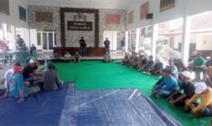 Warga Desa Tampo Geruduk Kantor Desa, Tuntut Transparansi Program Dan Penggunaan APBDes