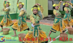 Sabet Juara 1 Kostum Terbaik, Babinsa Tari SD Mudri Unjuk Prestasi di Ajang ‘SINARA’ SMAN 1 Kedamean