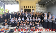 Kompak Berbusana Hitam, SDN 94 Gresik Gelar Halalbihalal