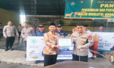 Berbagi Kebahagiaan, Ormas Dan Masjid Terima Hewan Qurban Dari Polresta Banyuwangi