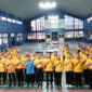 SEMANGAT SPORTIFITAS - Wakapolresta Banyuwangi AKBP Teguh Priyo W, S.I.K berfoto bersama panitia pelaksana dan peserta Kejuaraan Tenis Meja dalam rangka HUT Bhayangkara Ke-80 di internal Polresta yang diikuti Satker dan Polsek se Banyuwangi (Foto : Jatim.co)