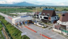PERSIAPAN BEROPERASI - Gerbang Tol Prosiwangi ruas jalur Gending-Besuki sedang persiapan untuk beroperasi pada libur akhir tahun 2026 dan menunggu surat laik jalan operasi (Foto : Jatim.co)